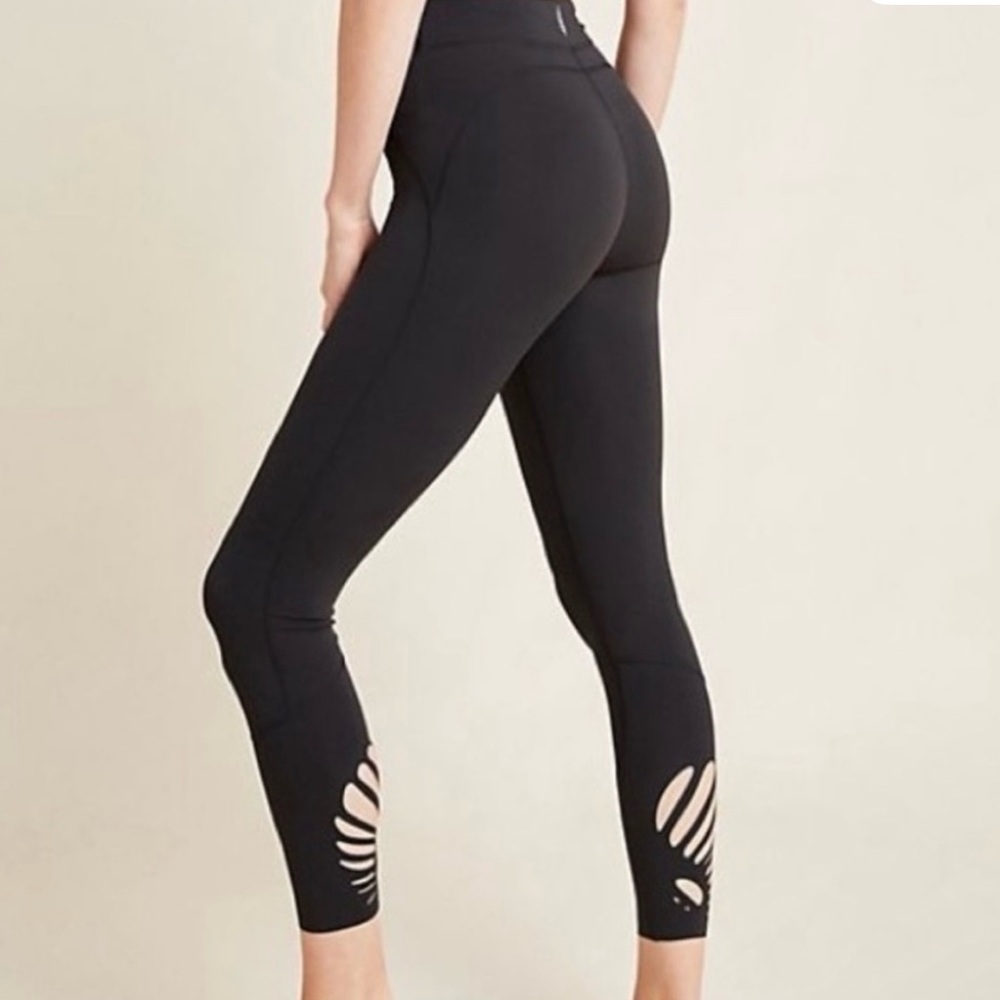 ✨ Free People Under the Moon Leggings ✨